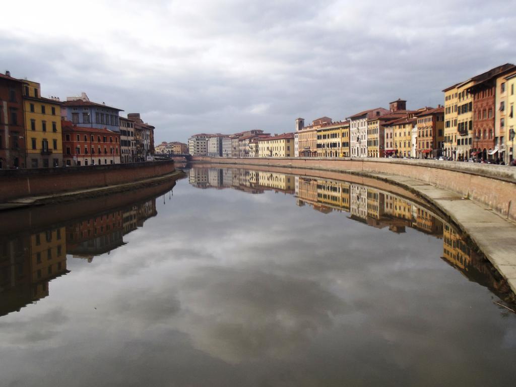 Pisa Apartment Szoba fotó