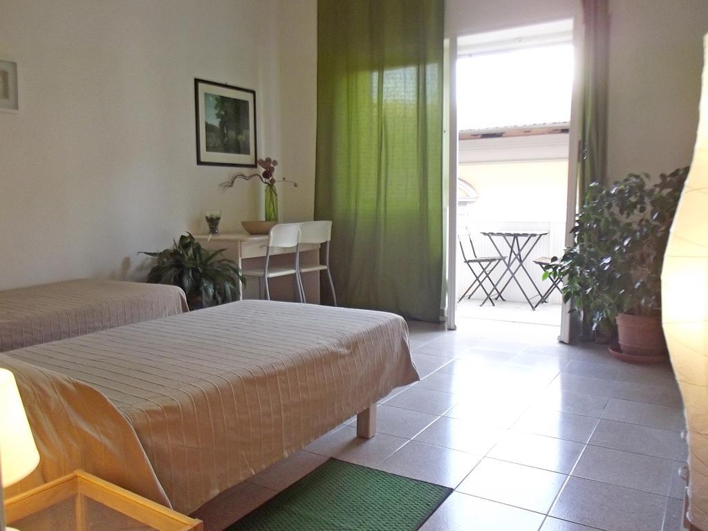 Pisa Apartment Szoba fotó
